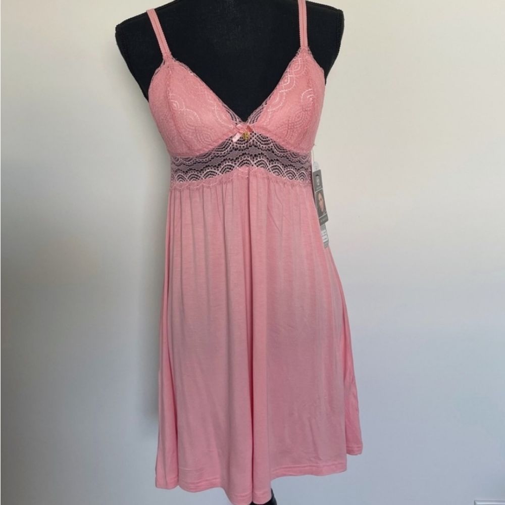 Daisy Fuentes Pink Lace Trim Padded Chemise